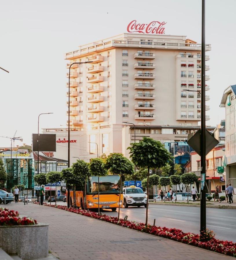 Downtown Apartments Pristina Exterior foto